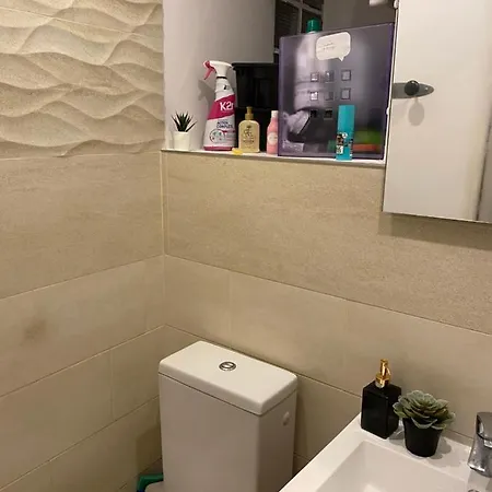 Apartment Apparemment Au Coeur De A 3min De Moulin Rouge Paris